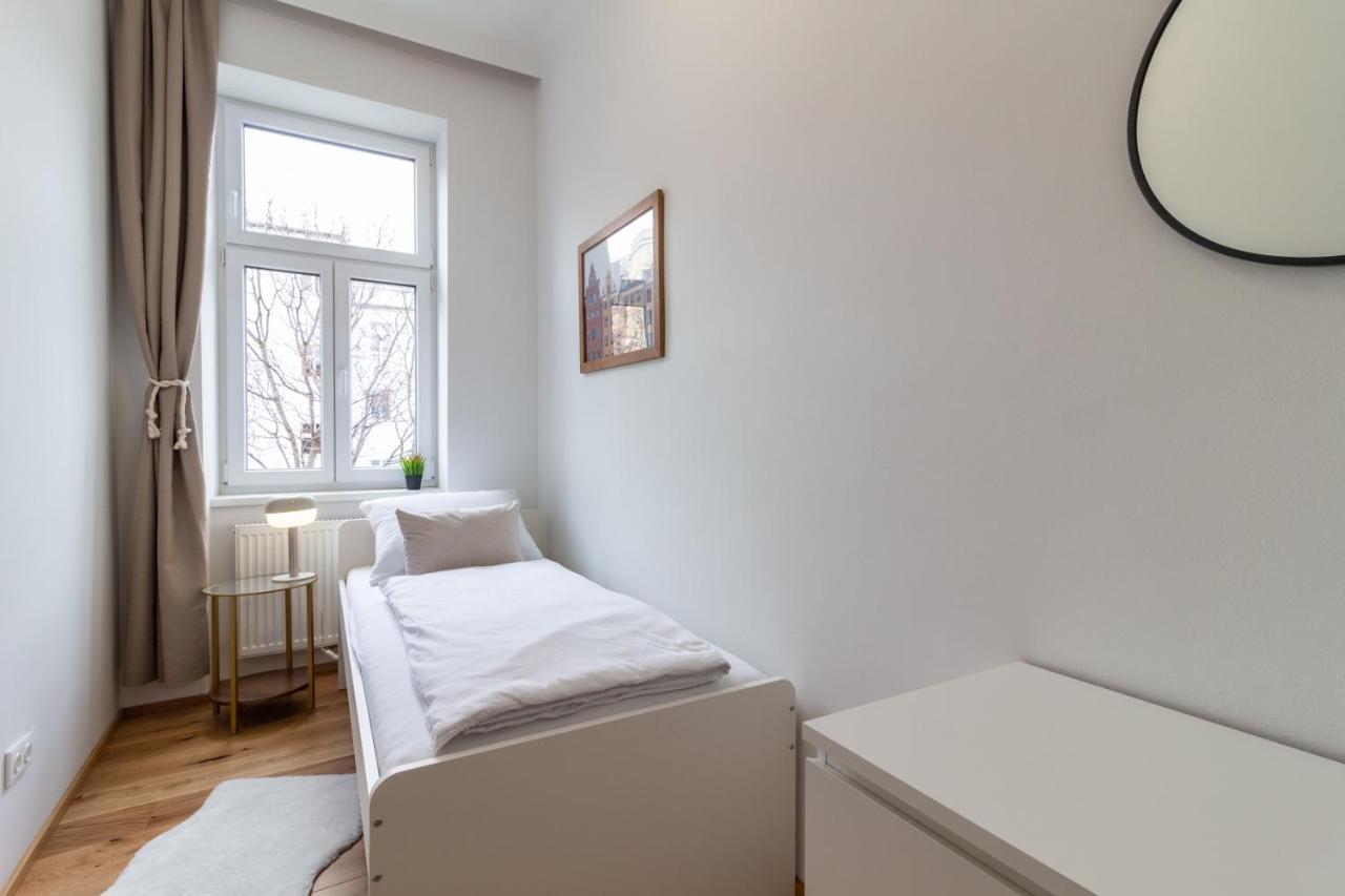 Cozy, Generous City Apartment - 10 Min To City-Centre - Contactless 24H Check-In Wien Eksteriør billede