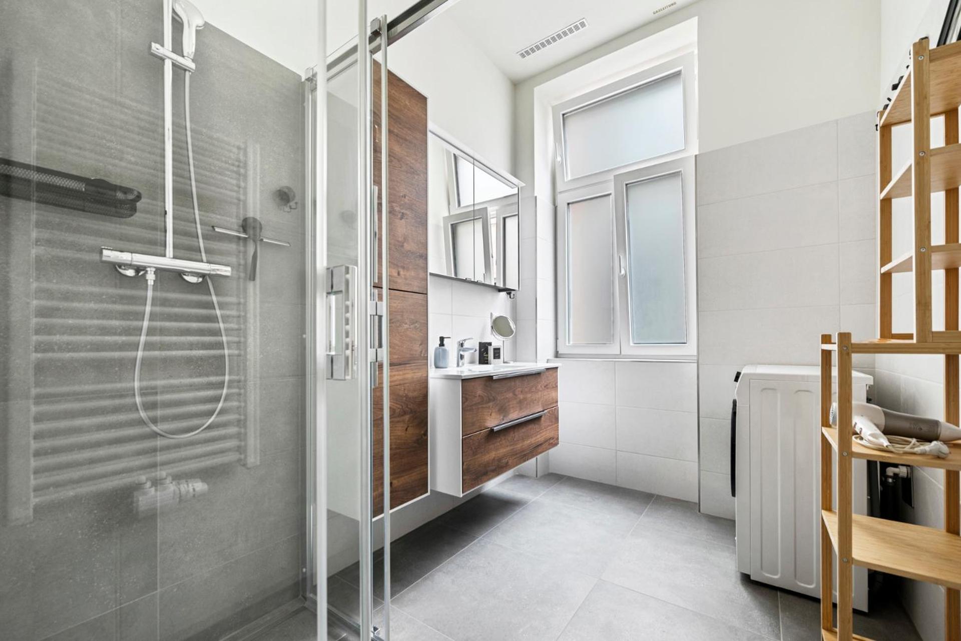 Cozy, Generous City Apartment - 10 Min To City-Centre - Contactless 24H Check-In Wien Eksteriør billede